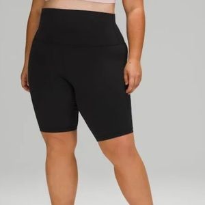 Lululemon Align Super High Rise Shorts (10 inch)